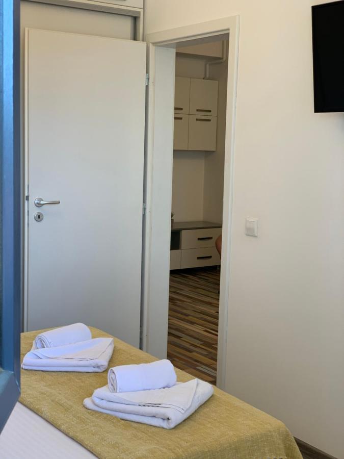 Tod Apartments Palas Iasi Eksteriør billede