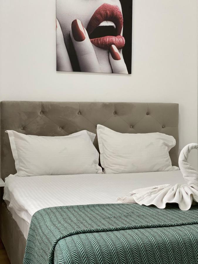 Tod Apartments Palas Iasi Eksteriør billede